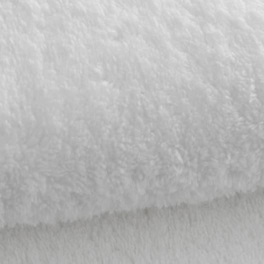 Pump up the Volume Lash Membership at Carrington Beauty Studio in Charlotte, NC